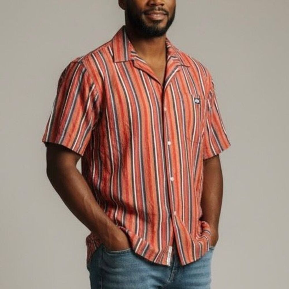 ecko unlimited XL Casual Red Blue Striped Button Down Shirt Outdoors Geek Chic